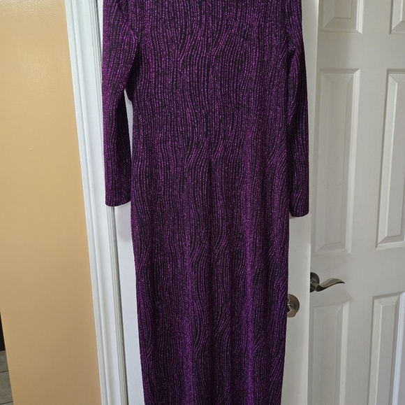 Fitted gown with front slit - XXL - Picture 5 of 8